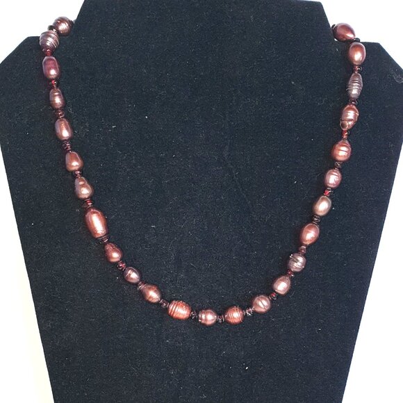 Vintage Brownish-Purple Freshwater Baroque Pearl Necklace with 925 Silver Clasp - Picture 4 of 13